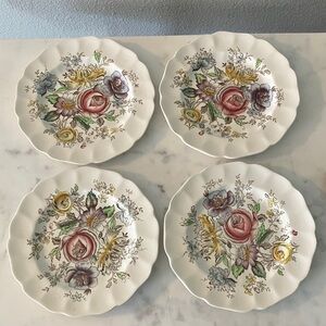 Vintage Johnson Bros “Sheraton” Bread & Butter Plates (4)